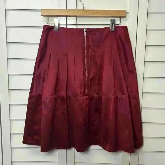 BCBGMaxAzria Pleated A-Line Skirt Size 2 Cranberry - Picture 6 of 8